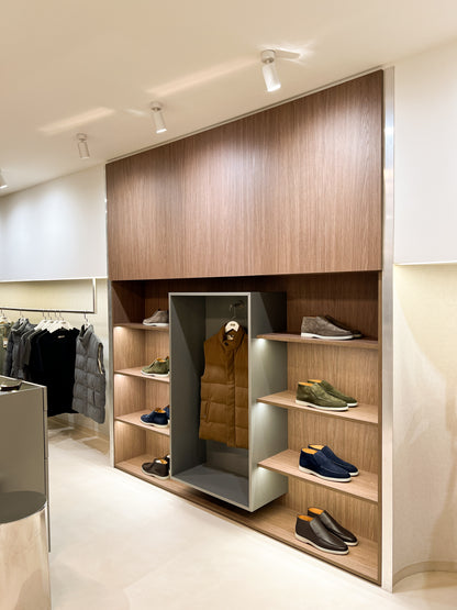 AND store, София