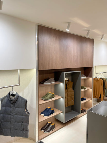 AND store, София