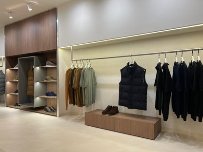 AND store, София