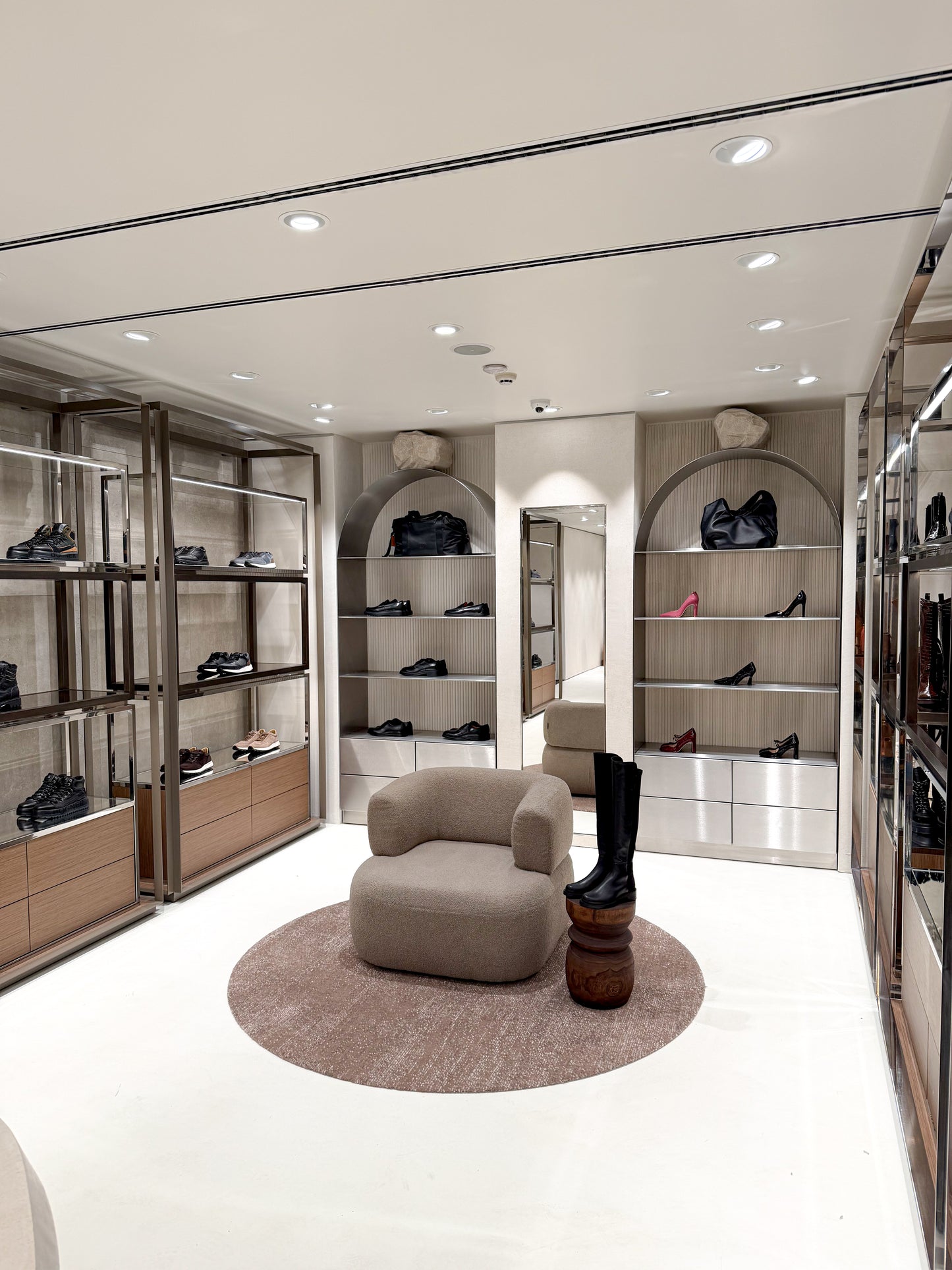 N4 Saborna, София